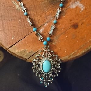 Vibtage Butler Necklace